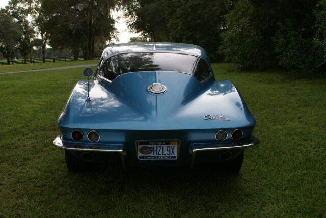 Chevrolet Corvette 1965 image number 12