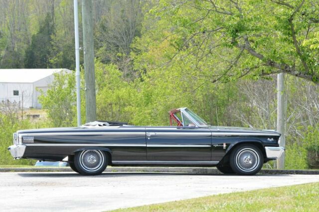 Ford Galaxie 1963 image number 42