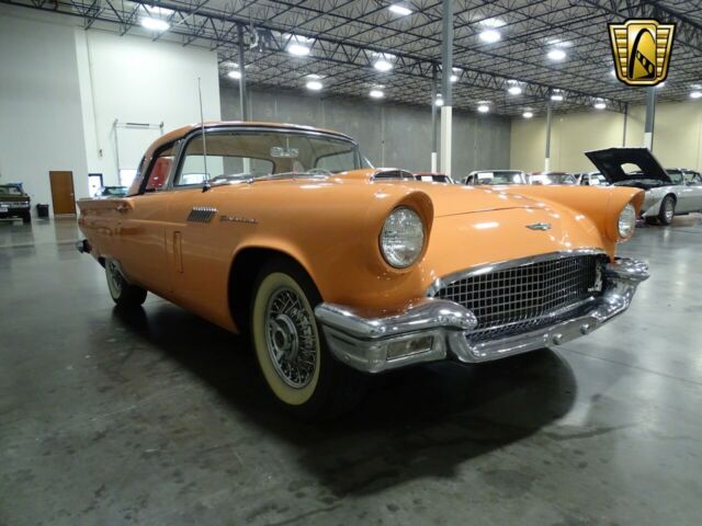 Ford Thunderbird 1957 image number 21