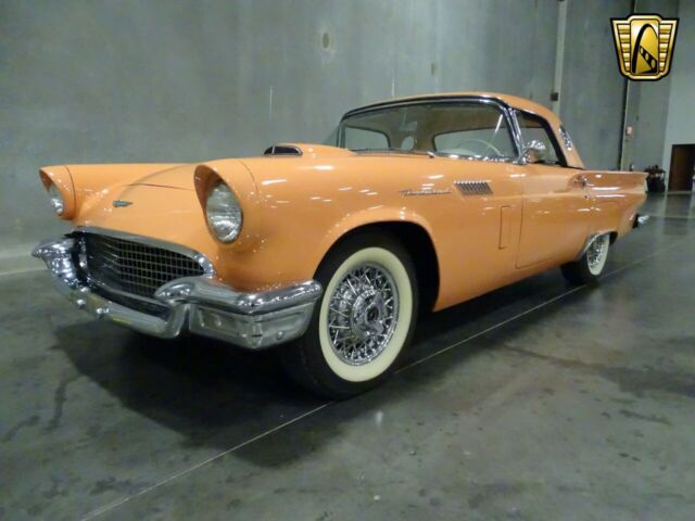 Ford Thunderbird 1957 image number 3