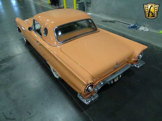 Ford Thunderbird 1957 image number 32