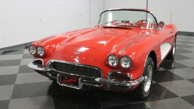 Chevrolet Corvette 1961 image number 20