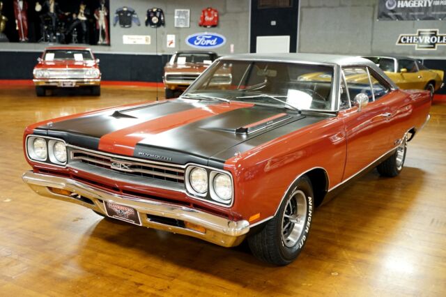 Plymouth GTX 1969 image number 1