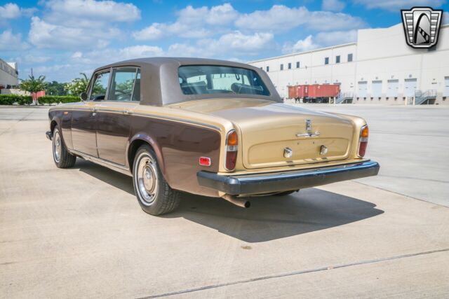 Rolls-Royce Silver Shadow 1975 image number 33