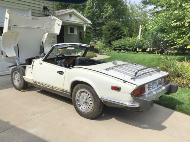 Triumph Spitfire 1977 image number 21