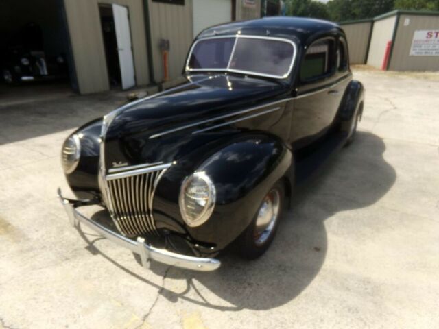 Ford Deluxe Coupe 1939 image number 31