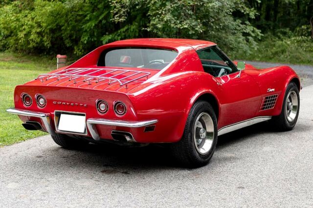 Chevrolet Corvette 1972 image number 8