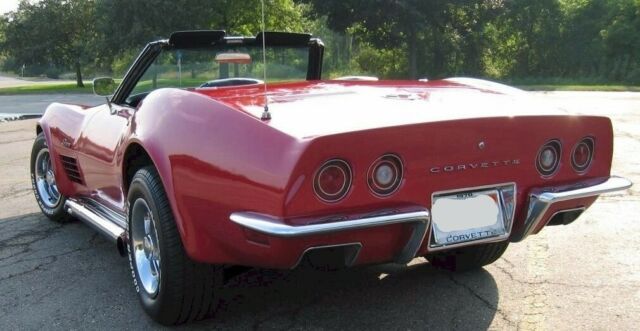 Chevrolet Corvette 1970 image number 18