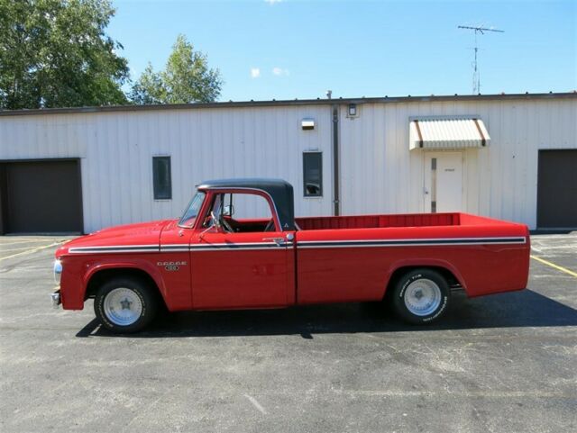 Dodge D100 Pickup, 440ci, 1966 image number 28