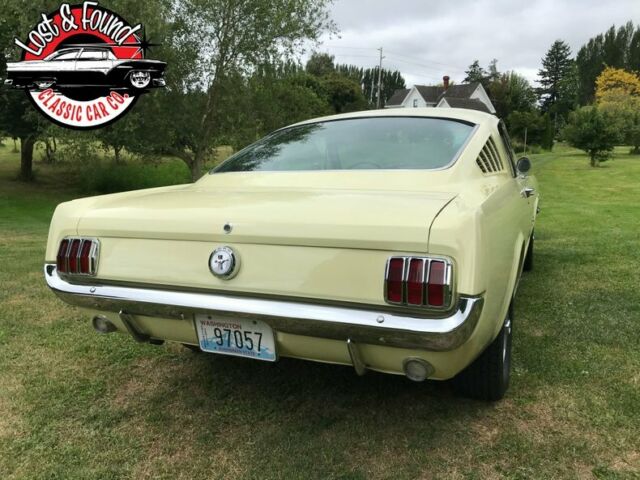 Ford Mustang Fastback 2+2 1966 image number 20