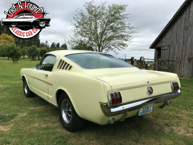 Ford Mustang Fastback 2+2 1966 image number 23