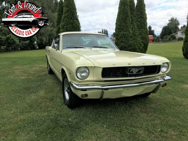 Ford Mustang Fastback 2+2 1966 image number 31