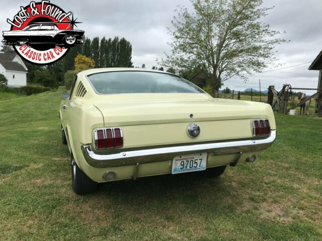 Ford Mustang Fastback 2+2 1966 image number 46