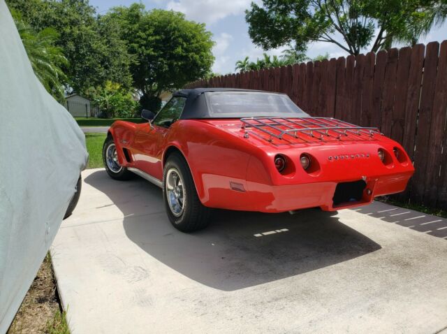 Chevrolet Corvette 1974 image number 4