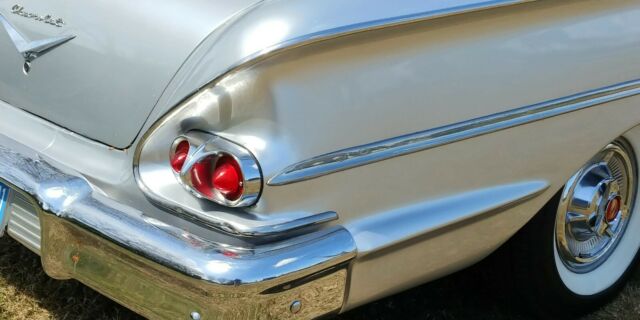 Chevrolet Bel Air/150/210 1958 image number 17