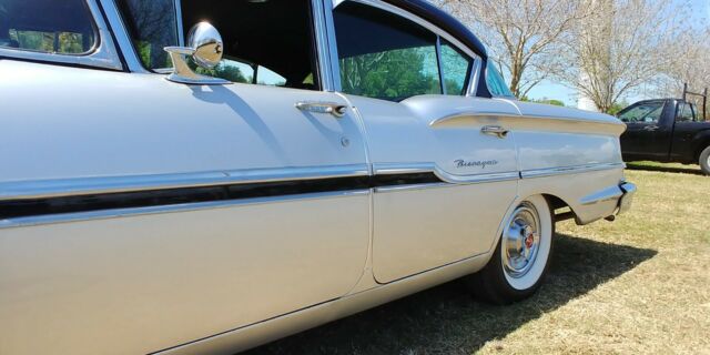 Chevrolet Bel Air/150/210 1958 image number 28