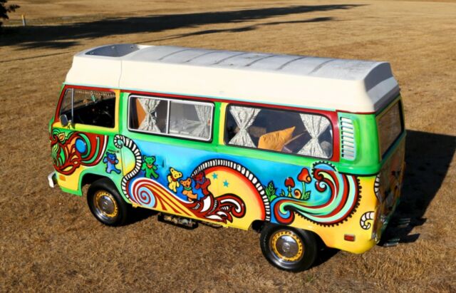 Volkswagen Bus/Vanagon 1976 image number 29