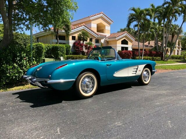 Chevrolet Corvette 1959 image number 29