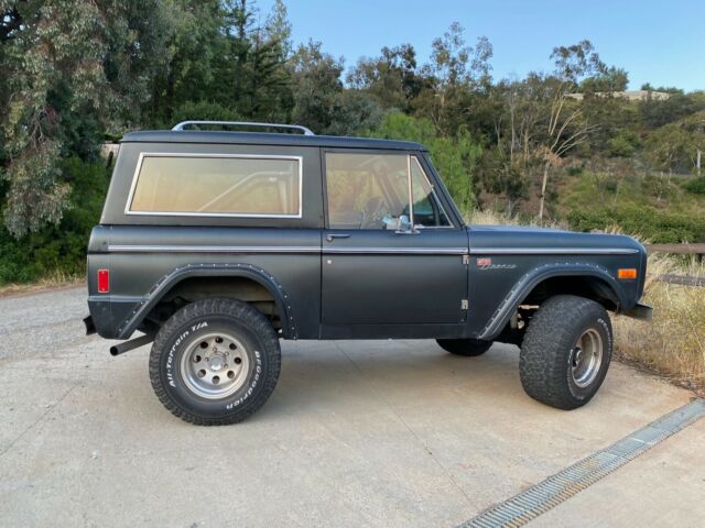 Ford Bronco 1977 image number 22