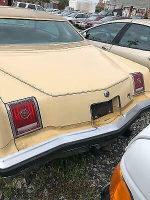 Pontiac Grand Prix 1977 image number 14