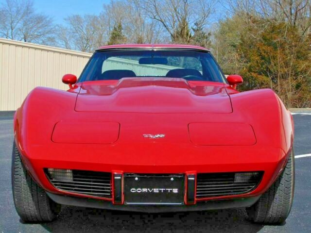 Chevrolet Corvette 1977 image number 33