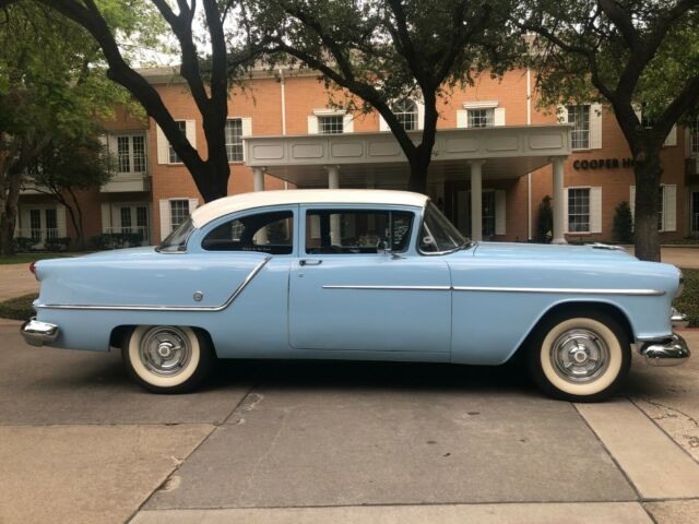 Oldsmobile Eighty-Eight 1954 image number 1