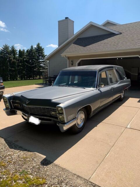 Cadillac Hearse 1967 image number 1