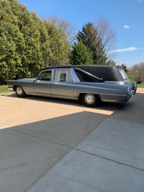 Cadillac Hearse 1967 image number 22