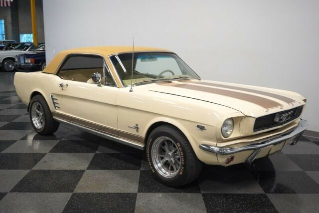 Ford Mustang 1966 image number 17