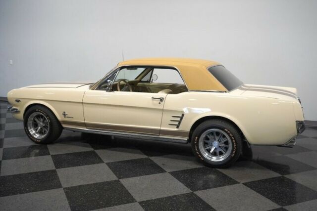 Ford Mustang 1966 image number 32