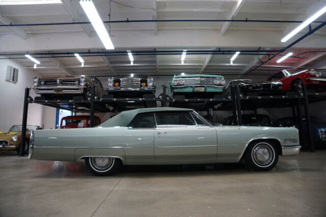 Cadillac DeVille 429/340HP V8 Convertible 1966 image number 2