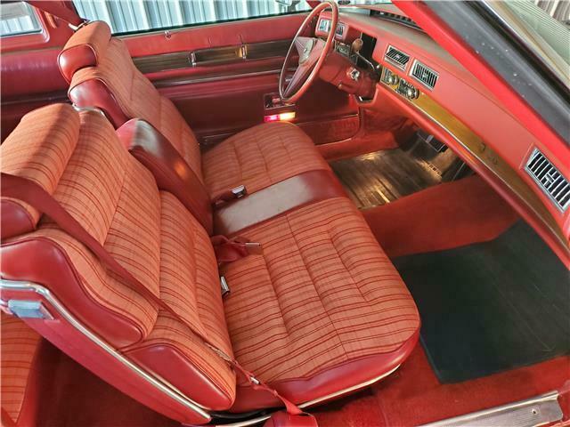 Cadillac DeVille 1975 image number 4