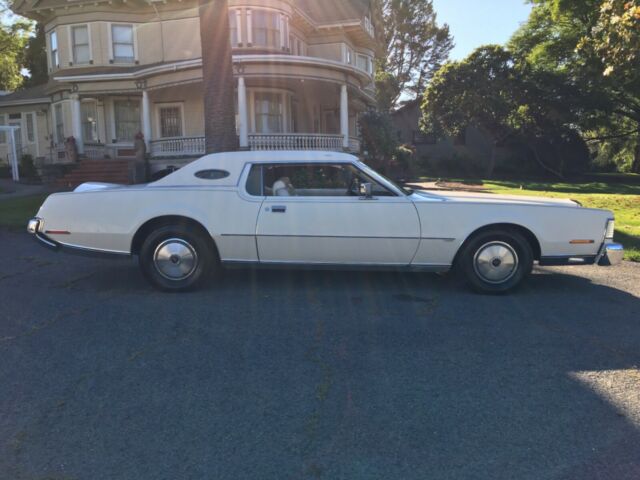 Lincoln Continental 1974 image number 0