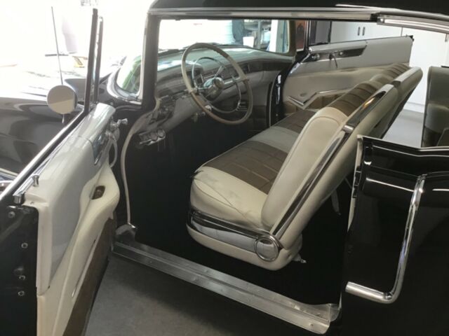 Cadillac DeVille 1955 image number 29