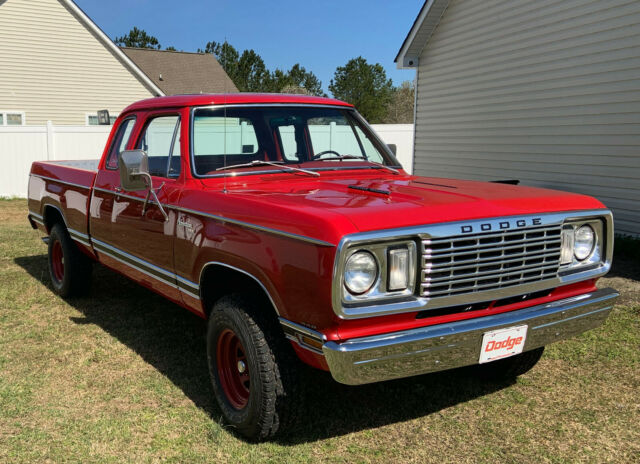 Dodge Power Wagon 1978 image number 23