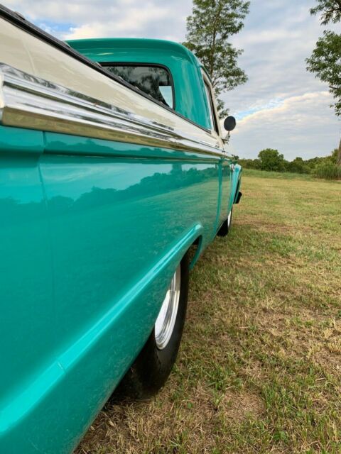 Ford F-100 1965 image number 20