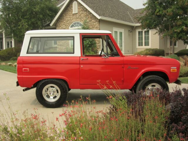 Ford Bronco 1970 image number 28