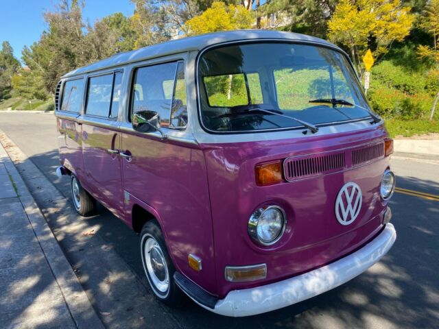 Volkswagen Bus/Vanagon 1971 image number 24