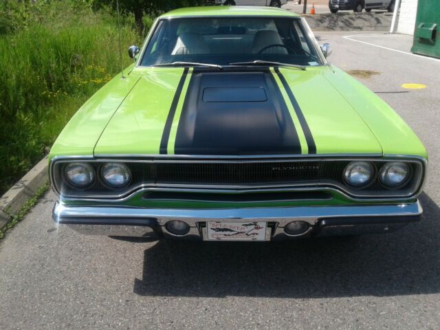 Plymouth Road Runner 1970 image number 6