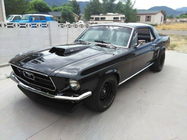 Ford Mustang 1967 image number 0