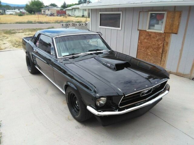 Ford Mustang 1967 image number 1