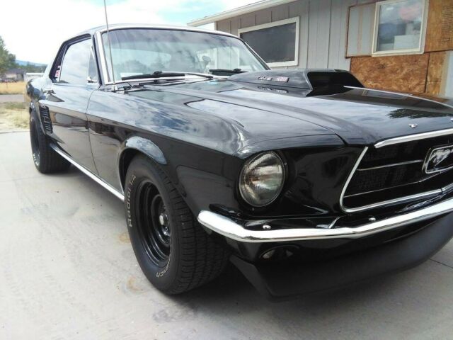 Ford Mustang 1967 image number 13