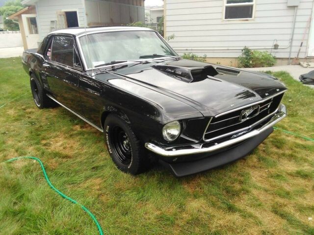 Ford Mustang 1967 image number 14