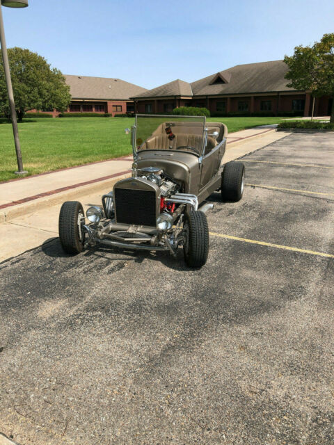 Ford Model T 1917 image number 25