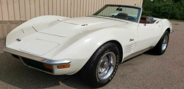 Chevrolet Corvette 1972 image number 12