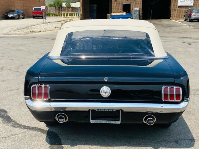 Ford Mustang 1966 image number 10