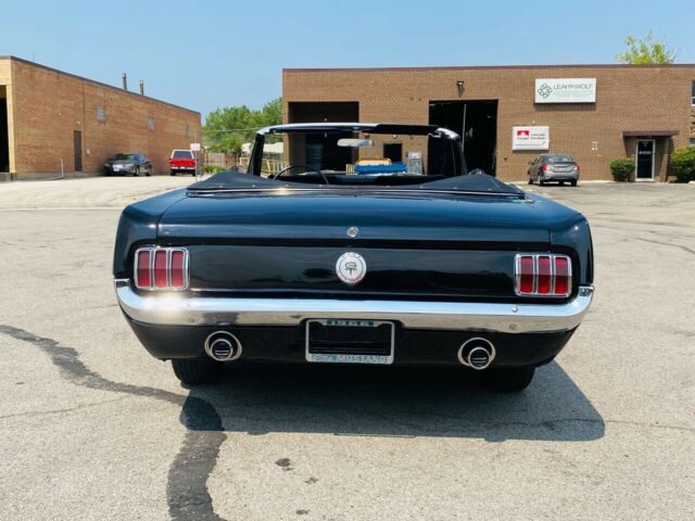 Ford Mustang 1966 image number 18