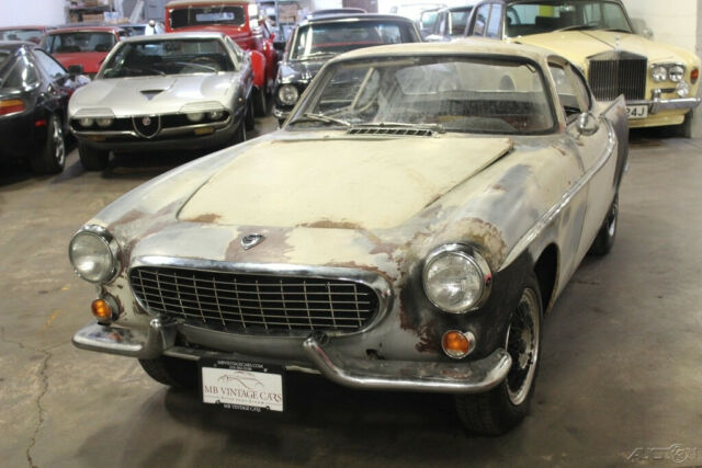 Volvo P1800 1964 image number 1