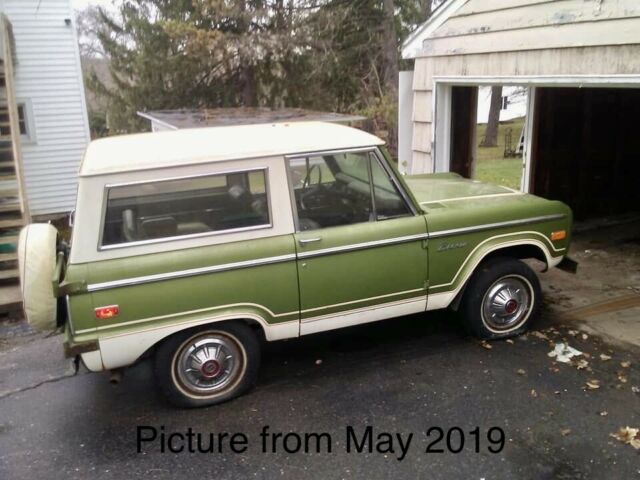 Ford Bronco 1975 image number 41