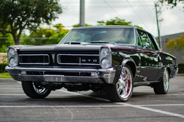 Pontiac GTO 1965 image number 0